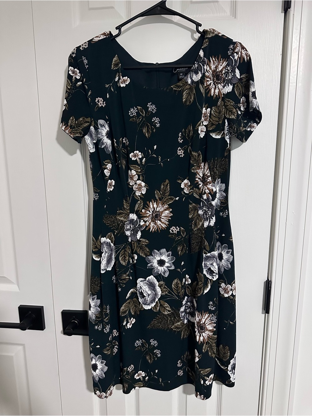 connected apparel Dark Green Floral A-Line Dress